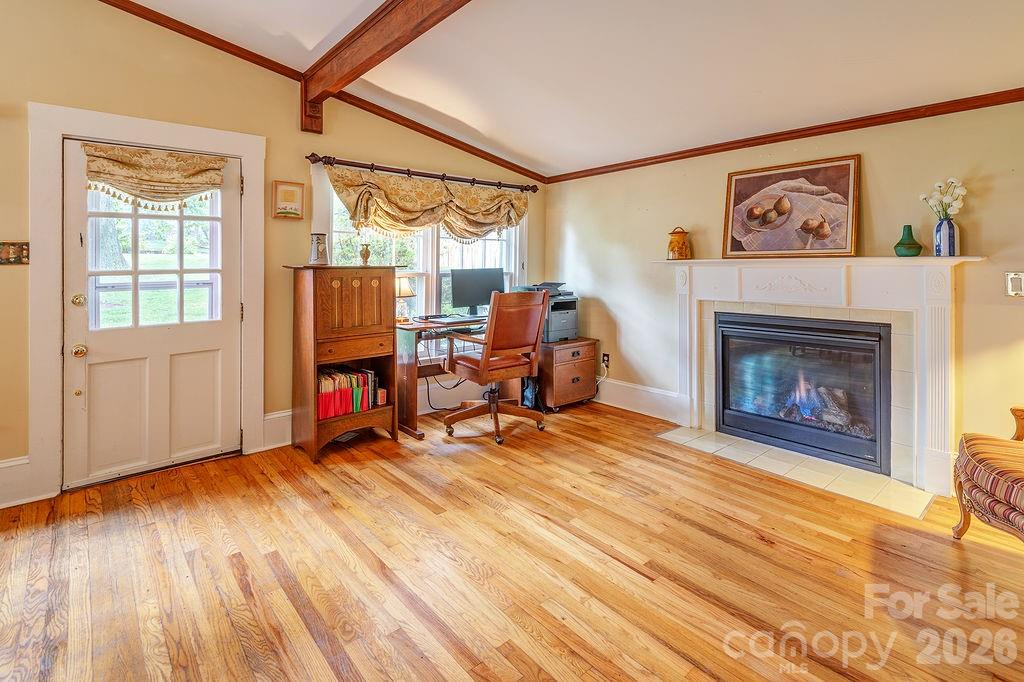 52 Gracelyn Road
