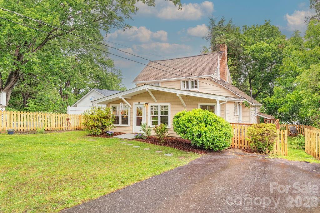 52 Gracelyn Road