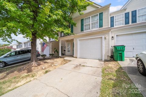5334 Esther Lane Charlotte NC 28214