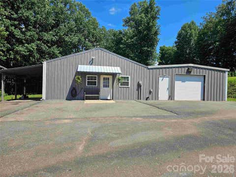Photo of 669 Old Lowgap Road, Mount Airy, NC 27030 (MLS # 4357343)