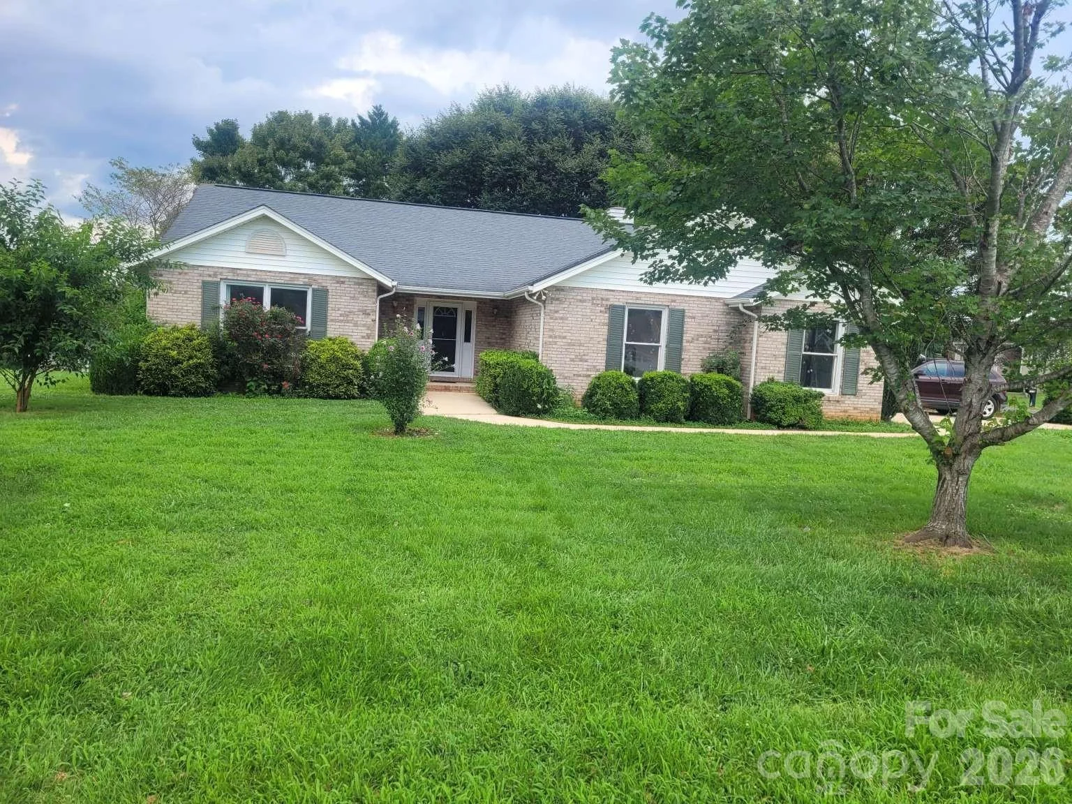 1275 Grady Lane, Hickory, NC, 28602