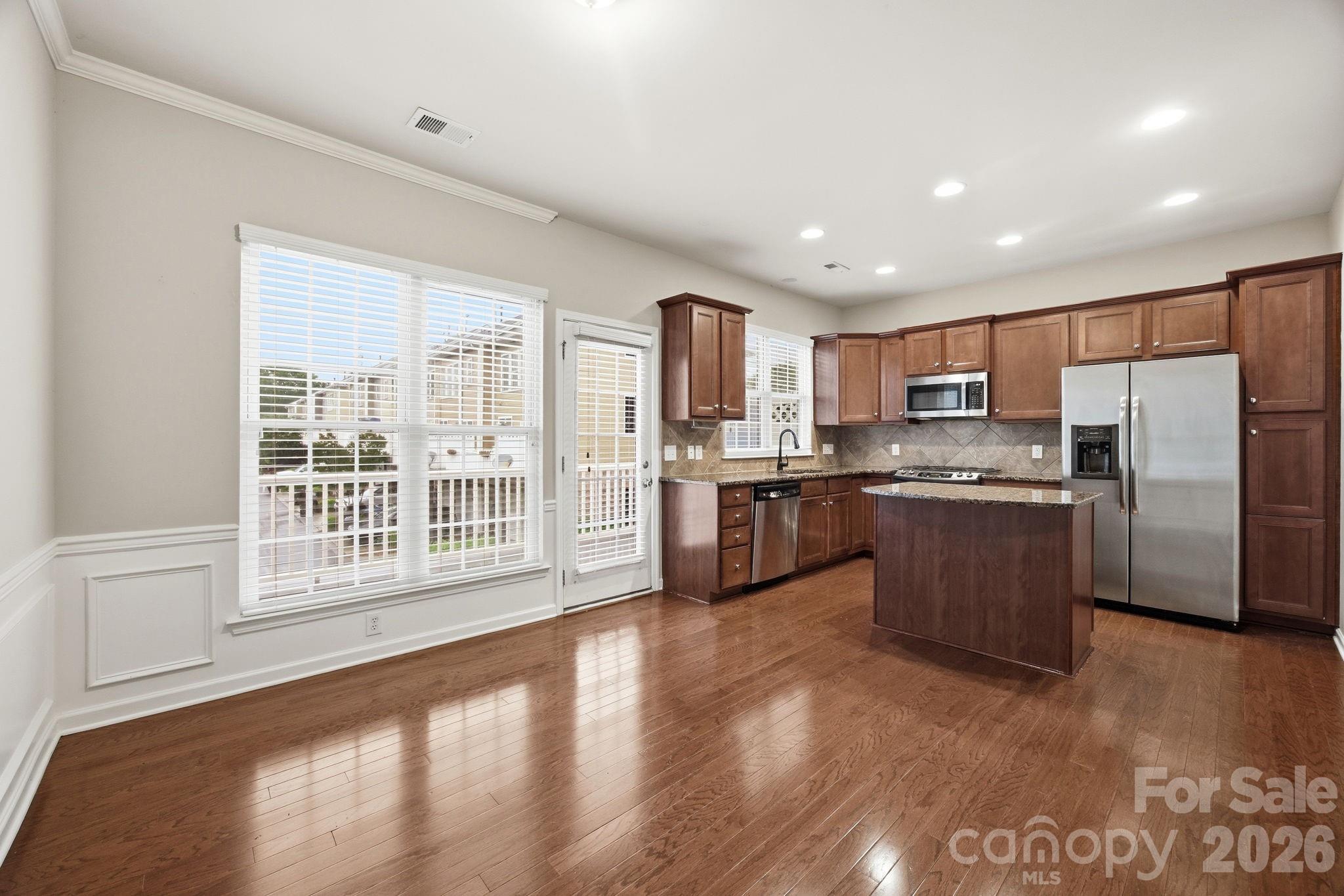 645 Sixth Baxter Crossing