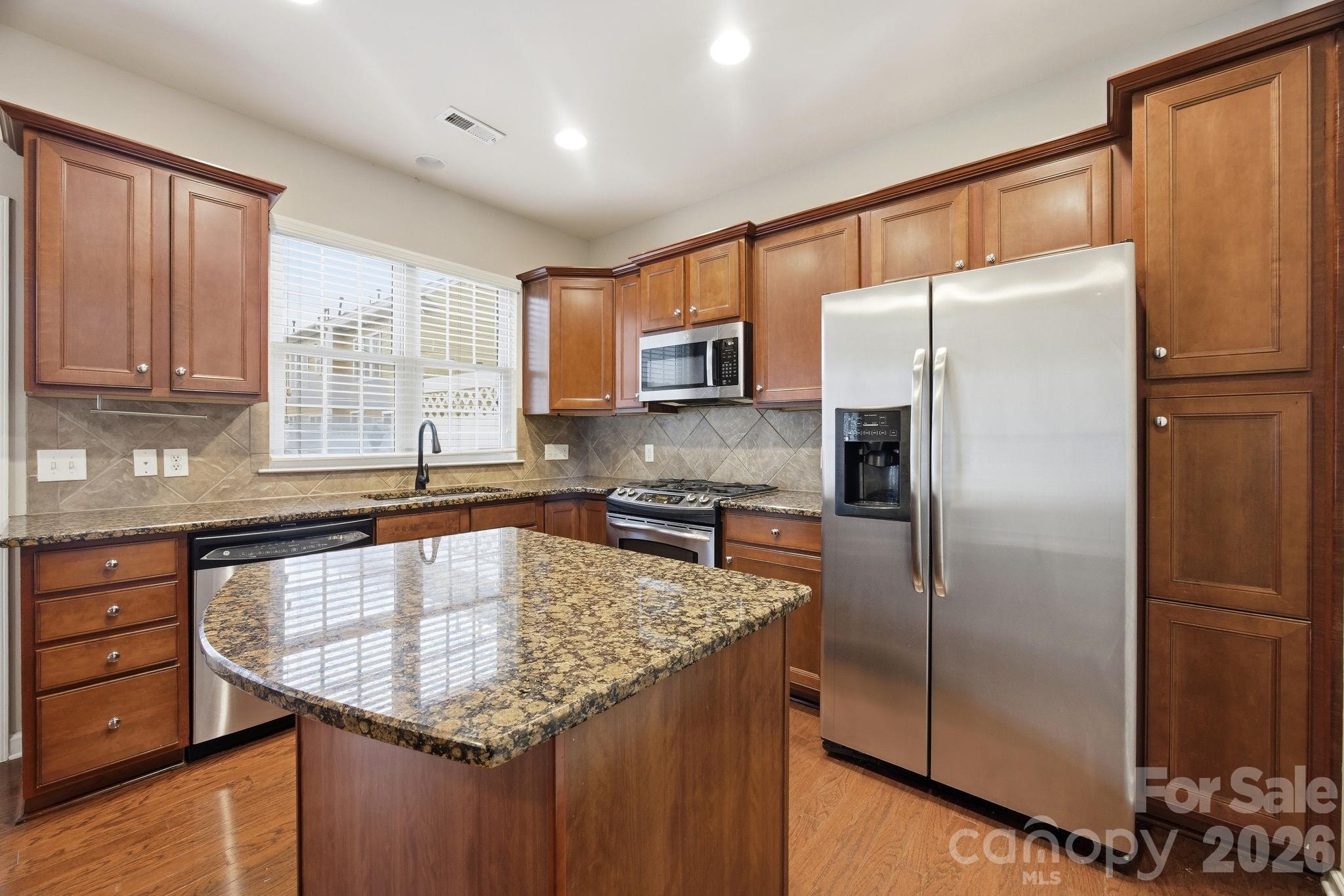 645 Sixth Baxter Crossing