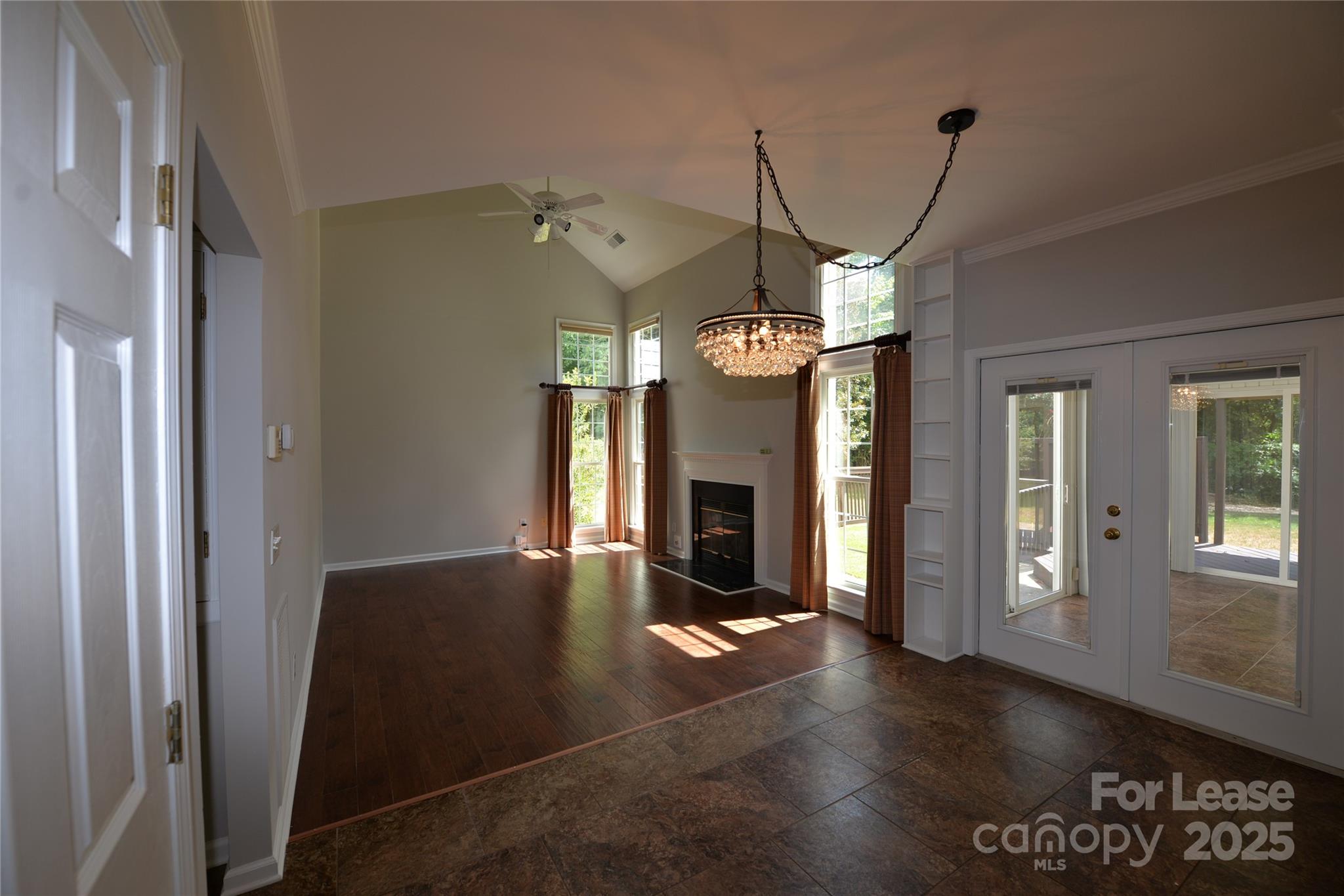 LAKE DAVIDSON - Residential Lease