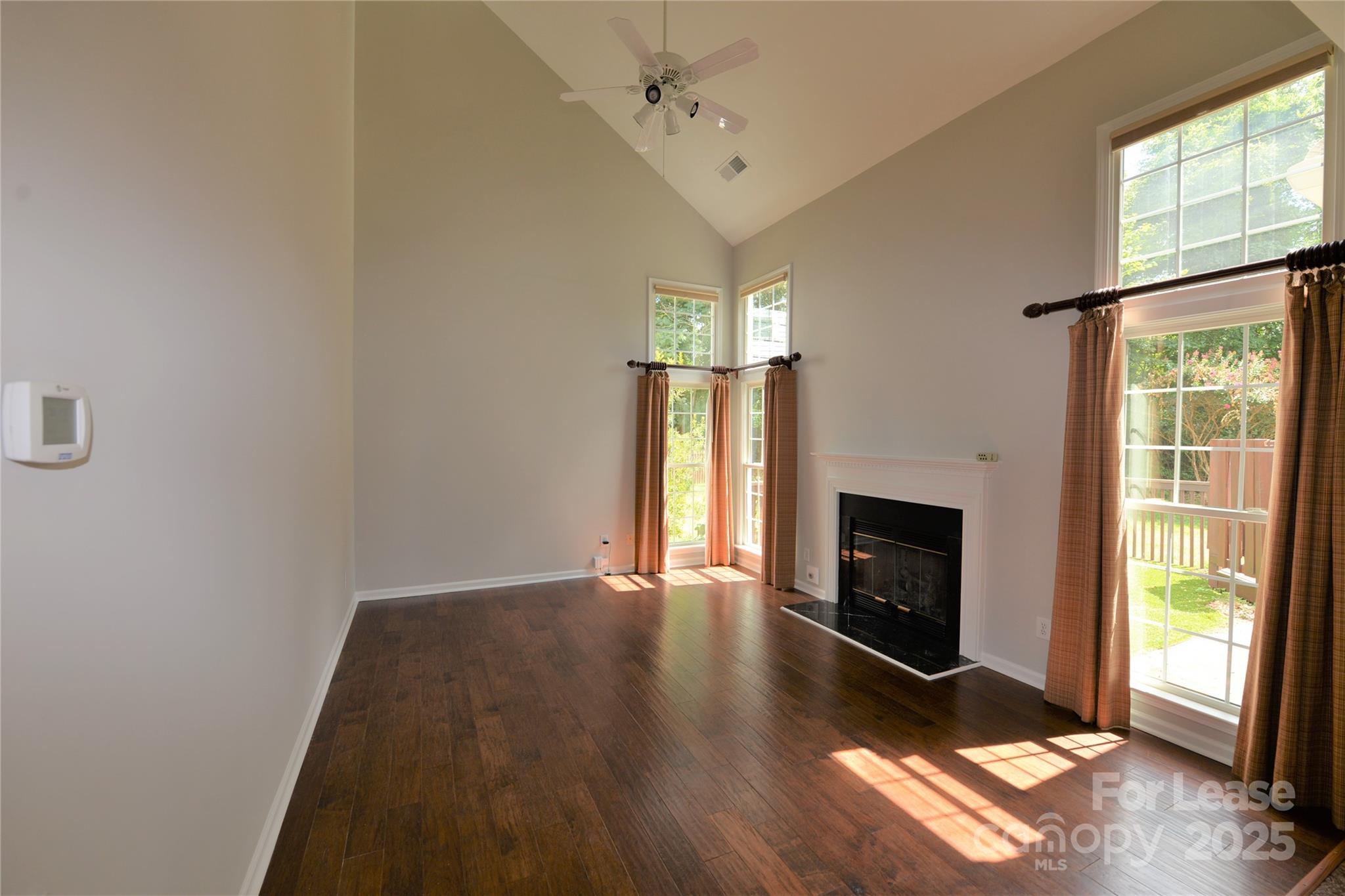 LAKE DAVIDSON - Residential Lease