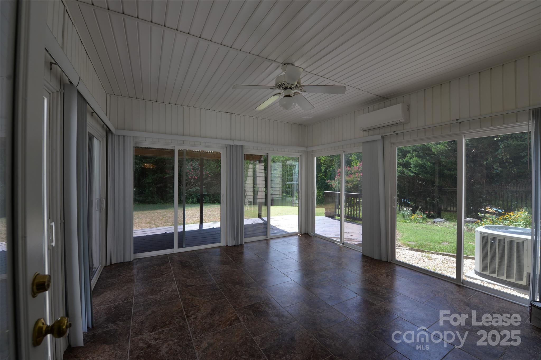 LAKE DAVIDSON - Residential Lease