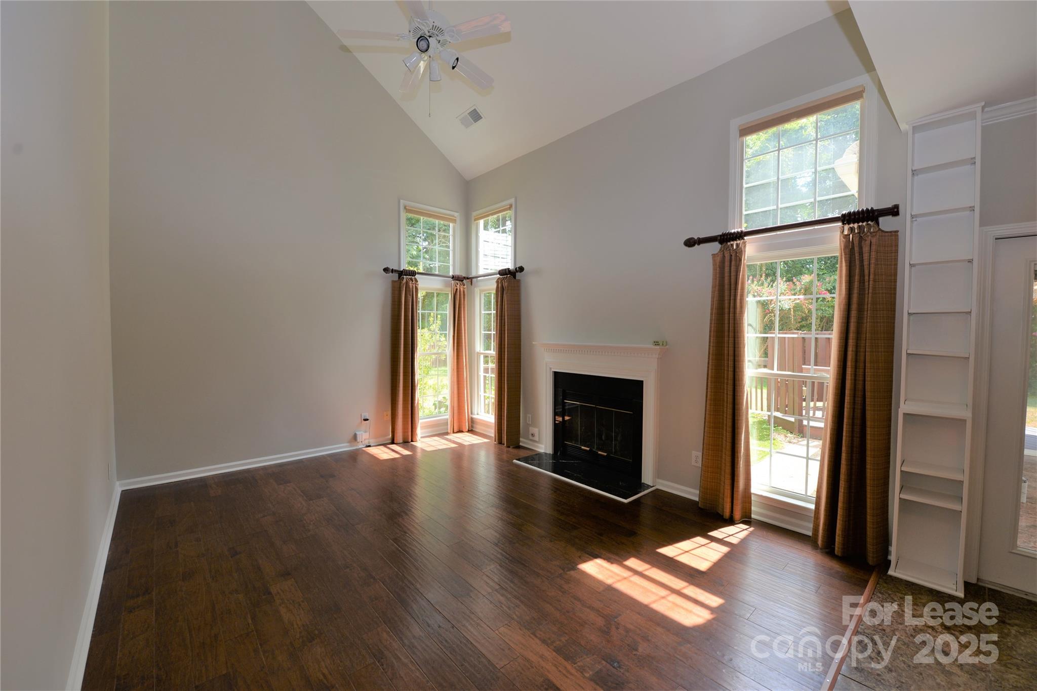 LAKE DAVIDSON - Residential Lease