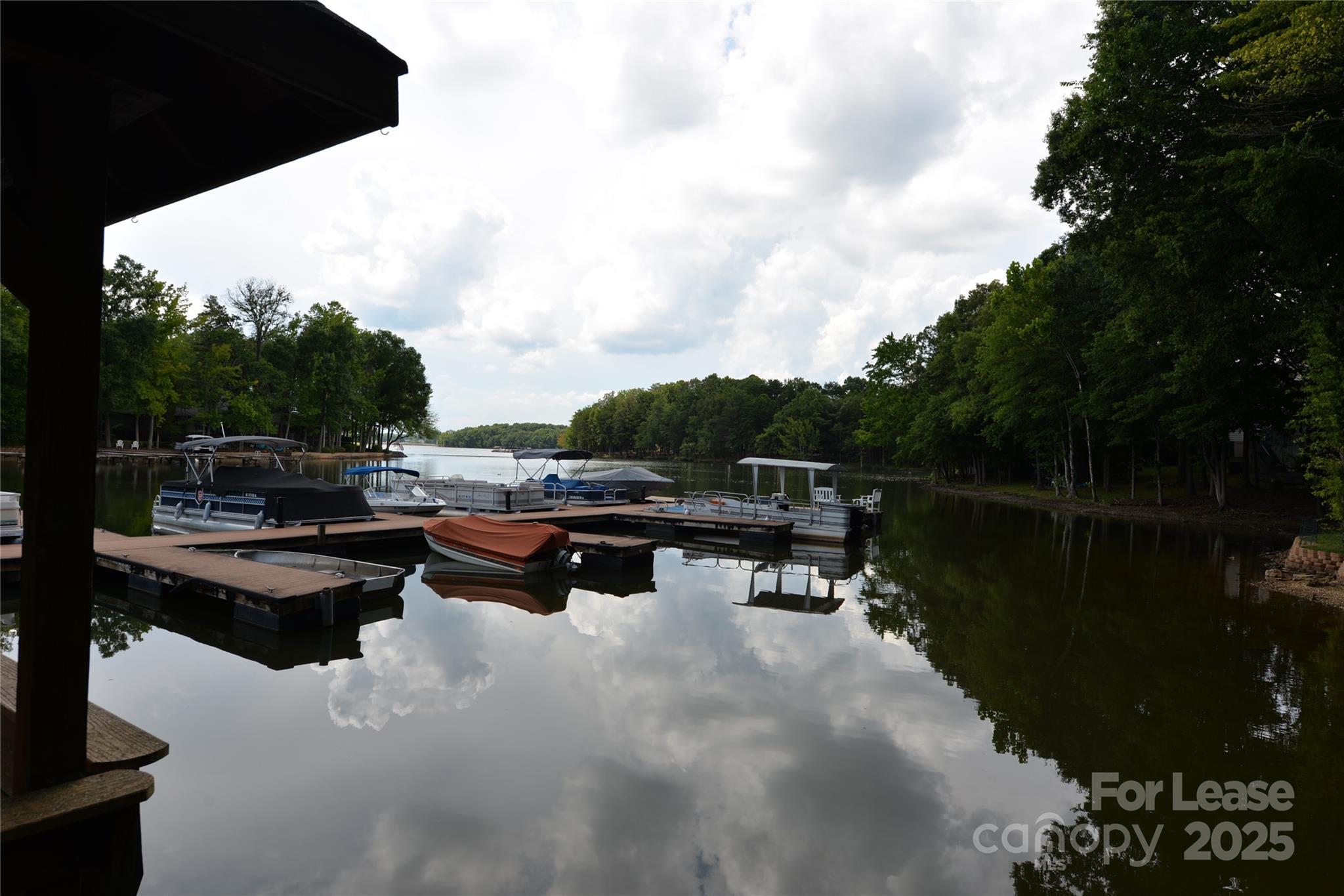 LAKE DAVIDSON - Residential Lease