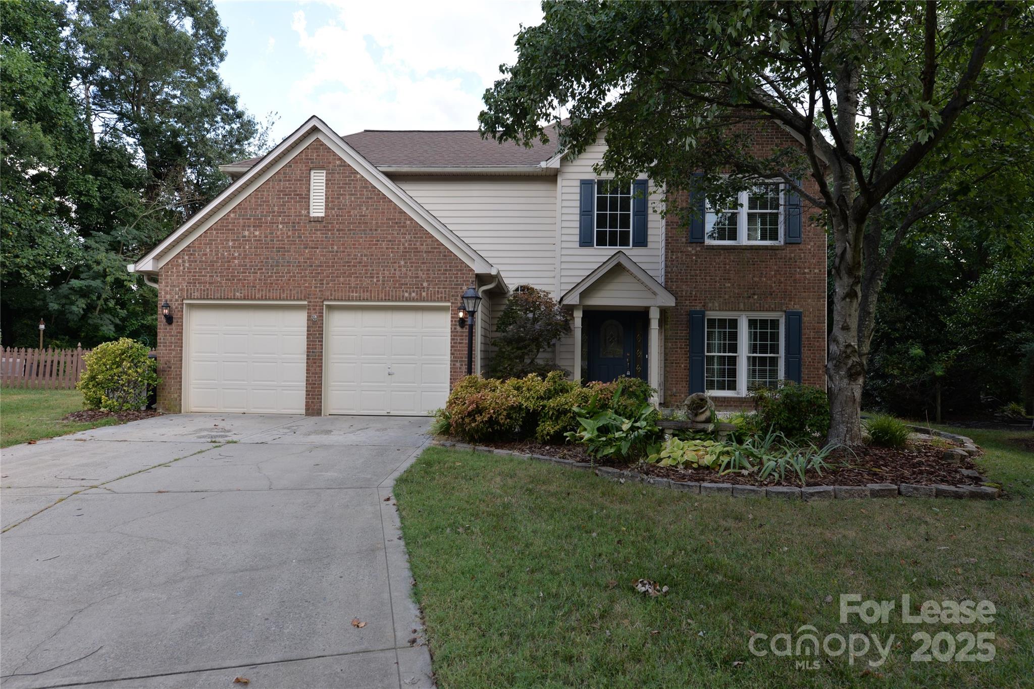 LAKE DAVIDSON - Residential Lease