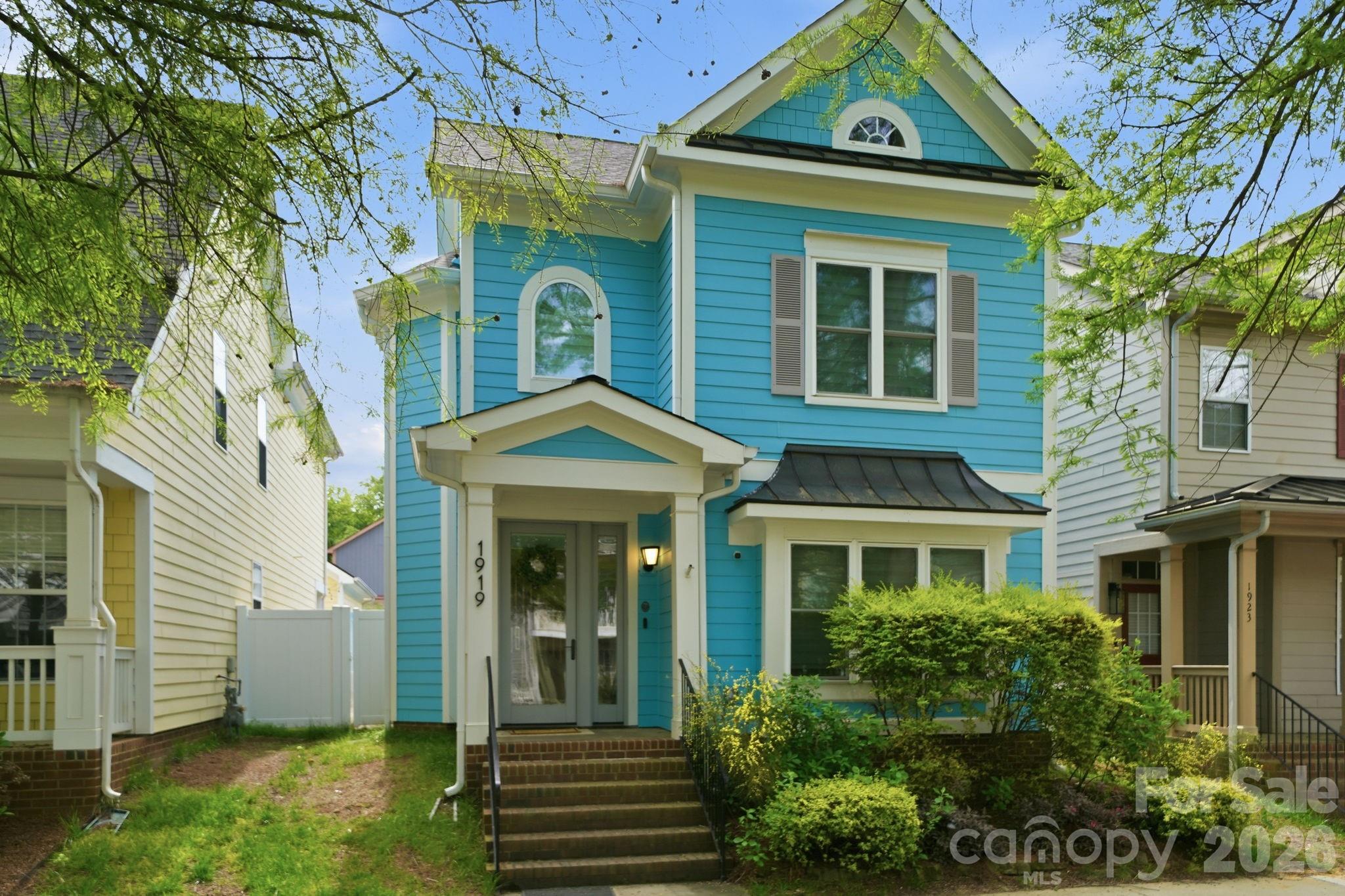 1919 Lela Avenue