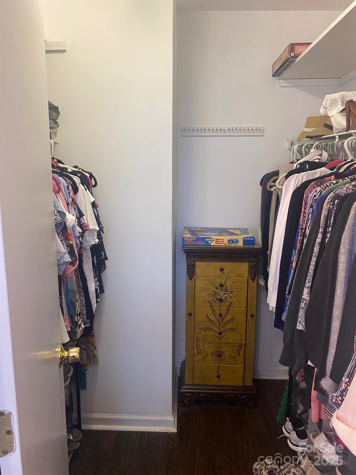 Glenwood Manor - Residential