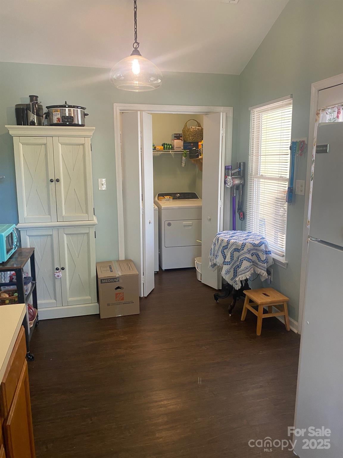 Glenwood Manor - Residential