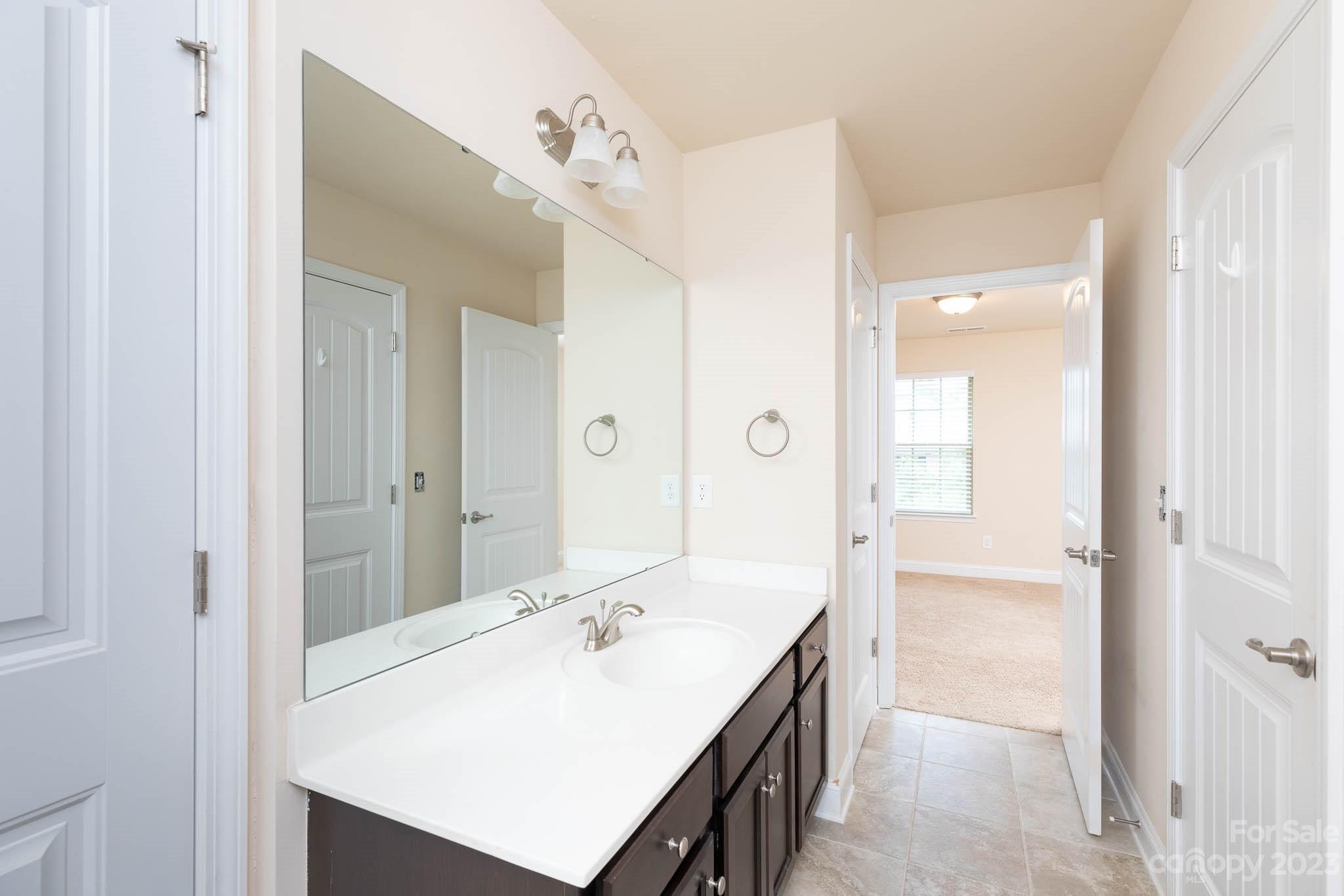 Walkers Ridge - Residential