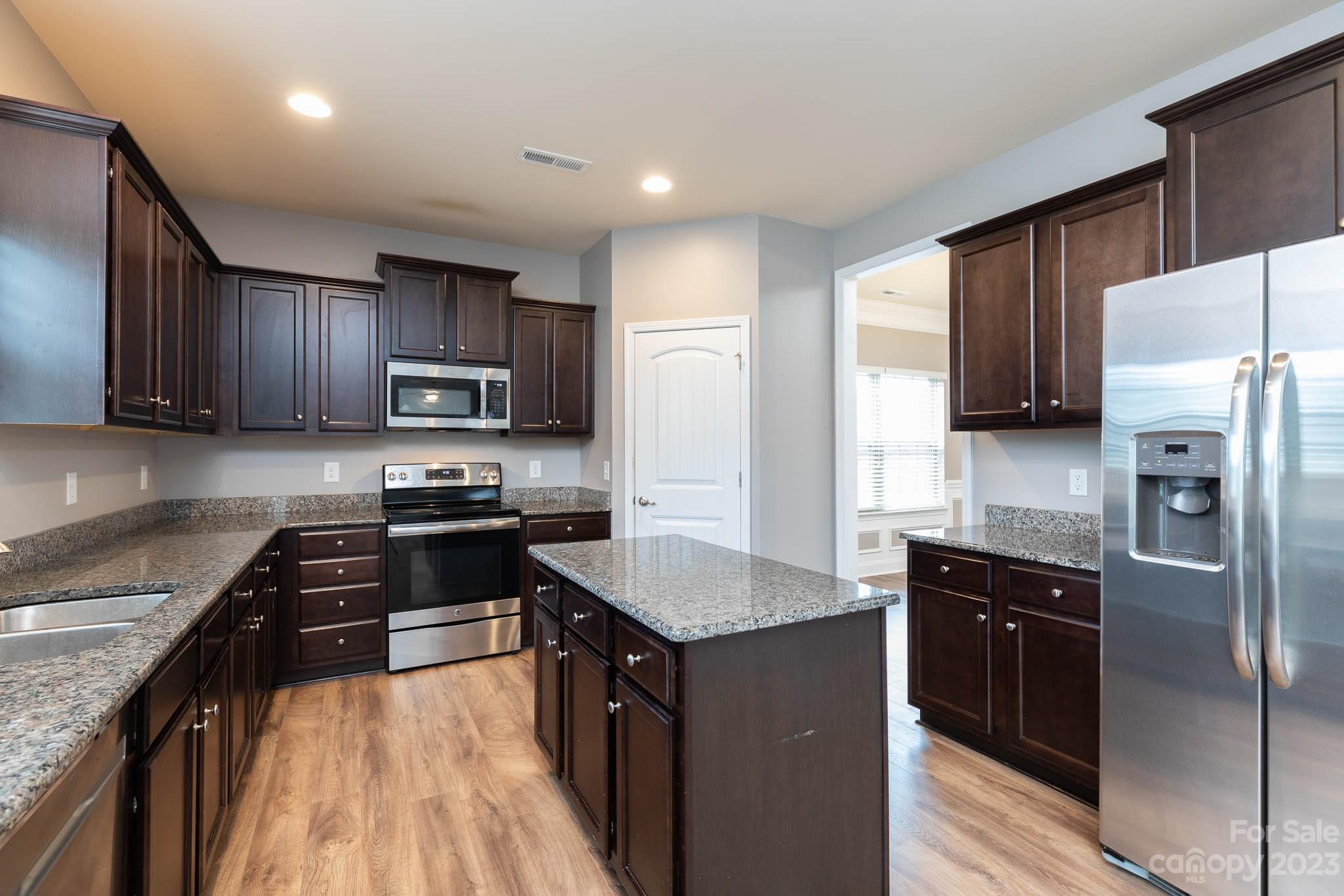 Walkers Ridge - Residential