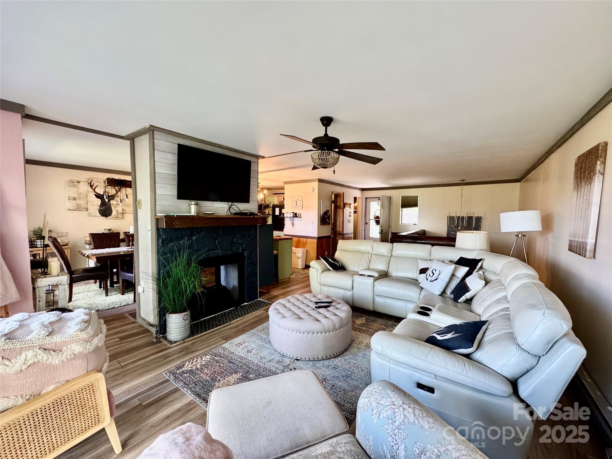 367 Skyleaf Drive D-5