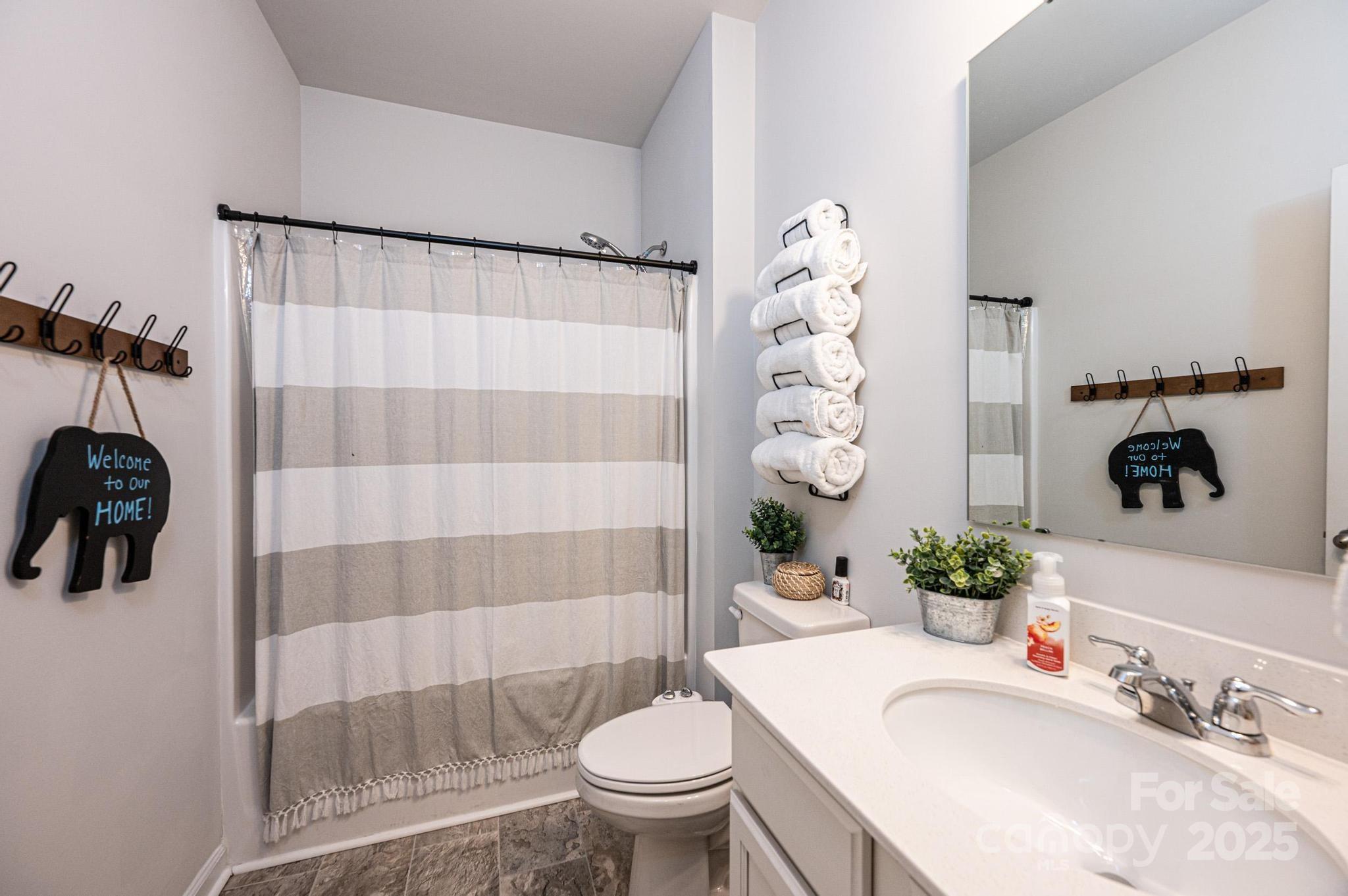 Denver, North Carolina 28037, United States, 4 Bedrooms Bedrooms, ,3 BathroomsBathrooms,Residential,Active,28230