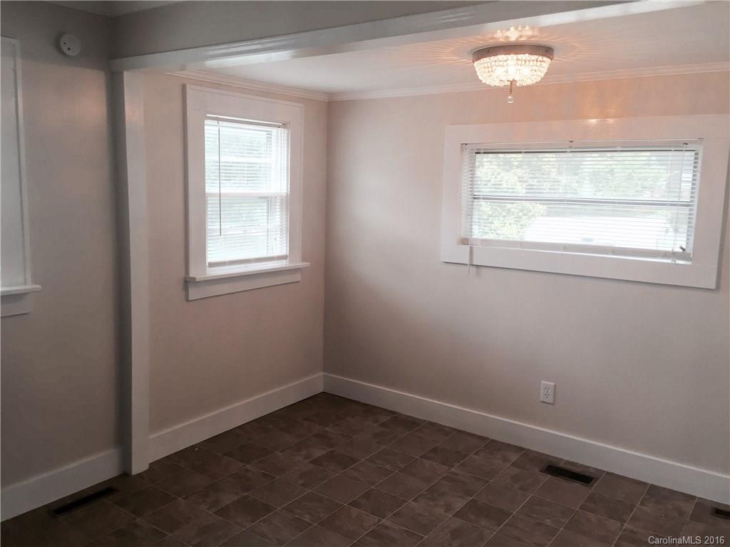 Royal Oaks - Residential Lease