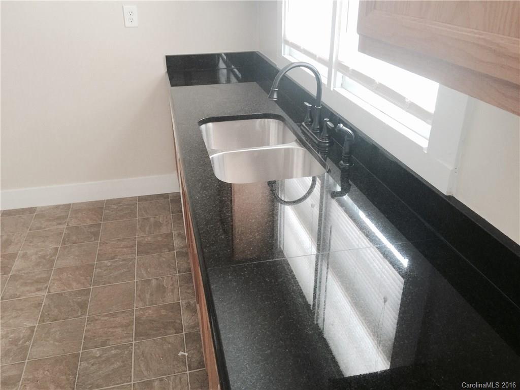 Royal Oaks - Residential Lease