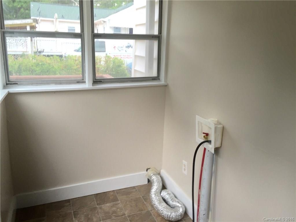 Royal Oaks - Residential Lease