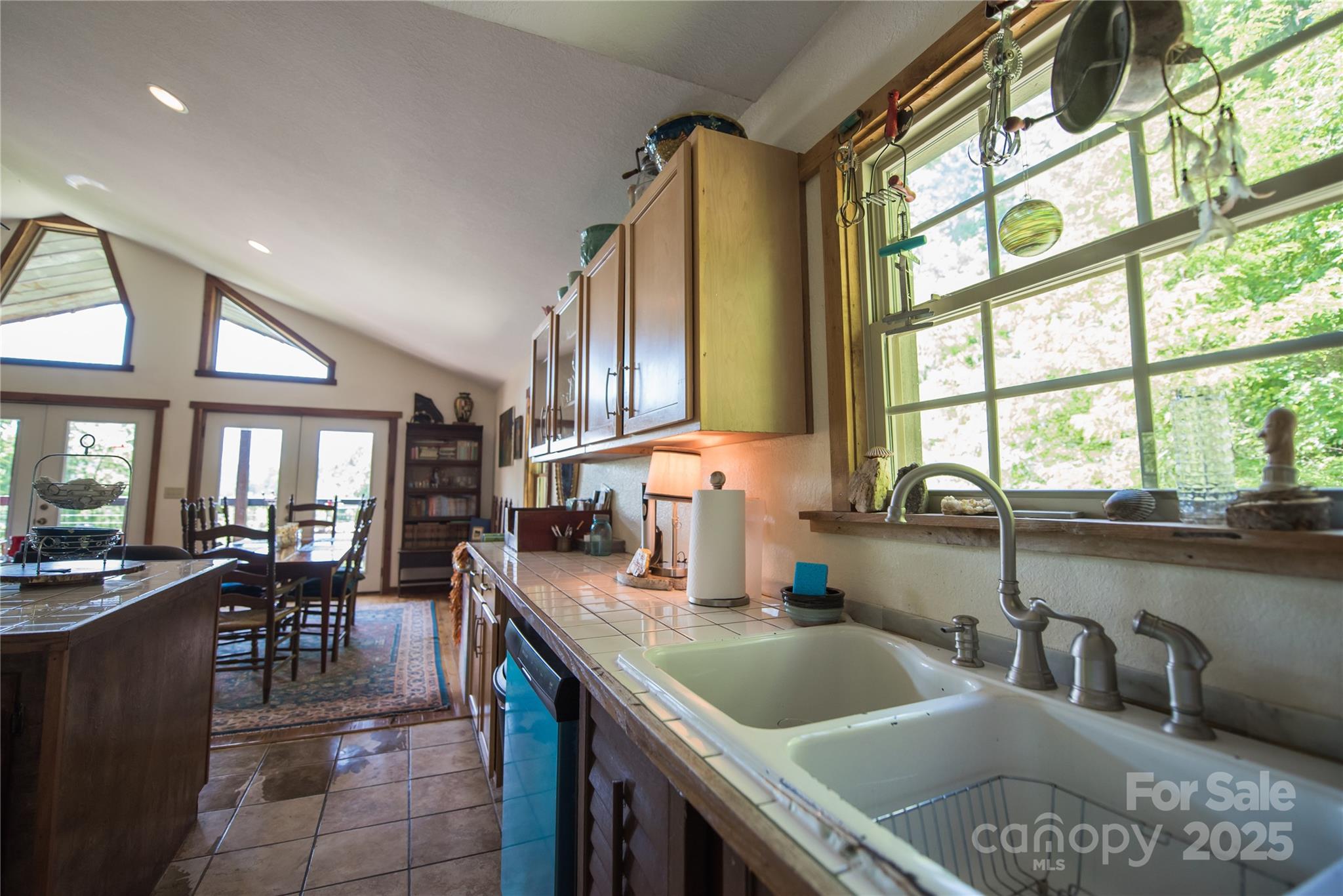 523 Lower Paw Paw Road