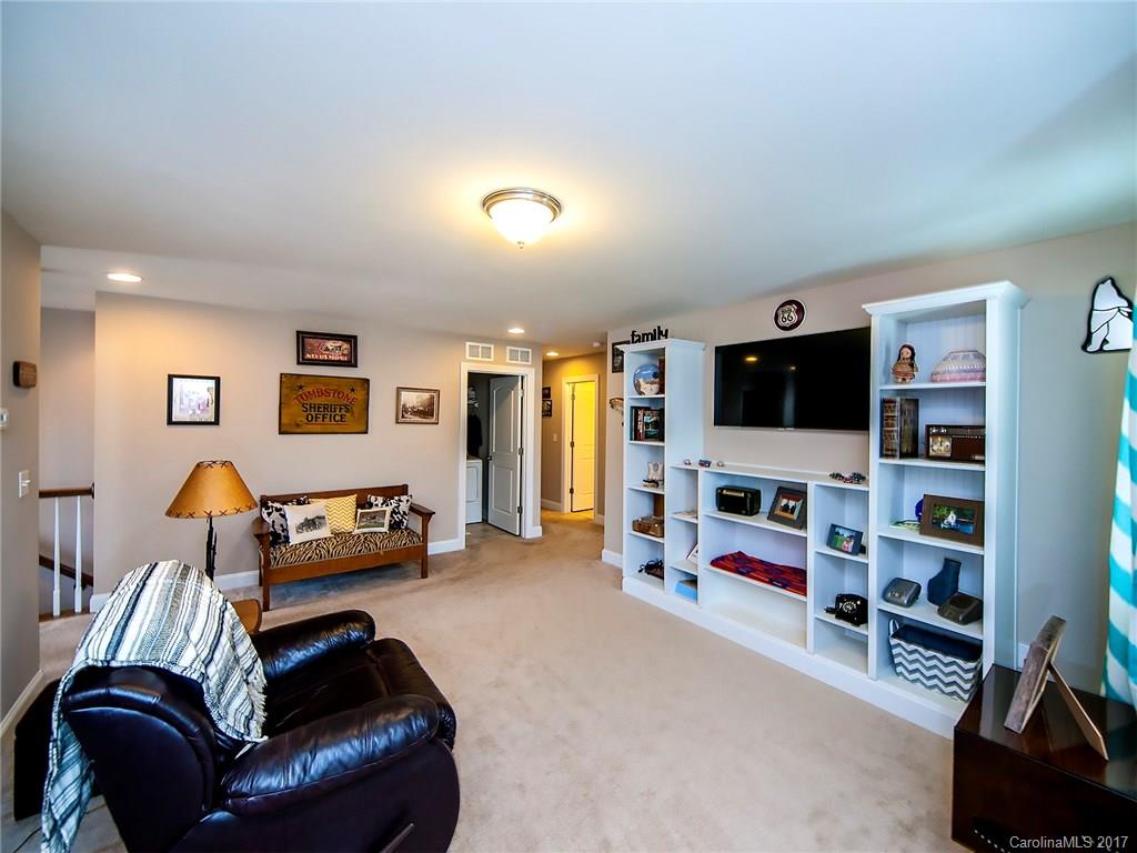 Mill Creek Falls - Residential