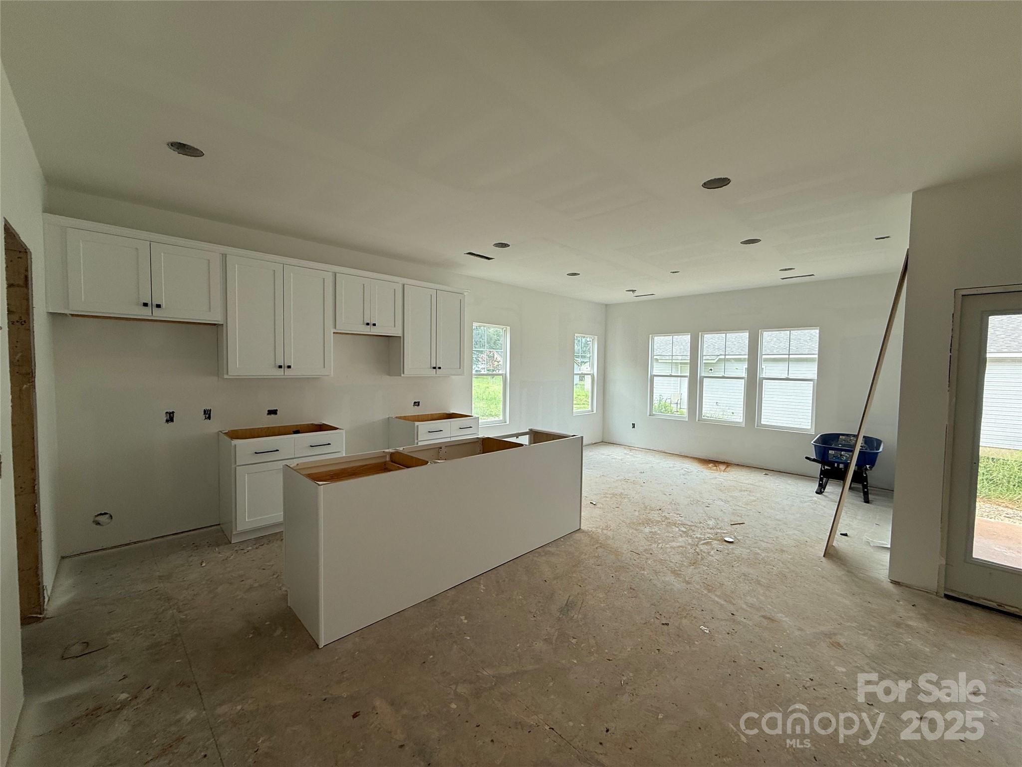 2735 and 2739 Primrose Avenue