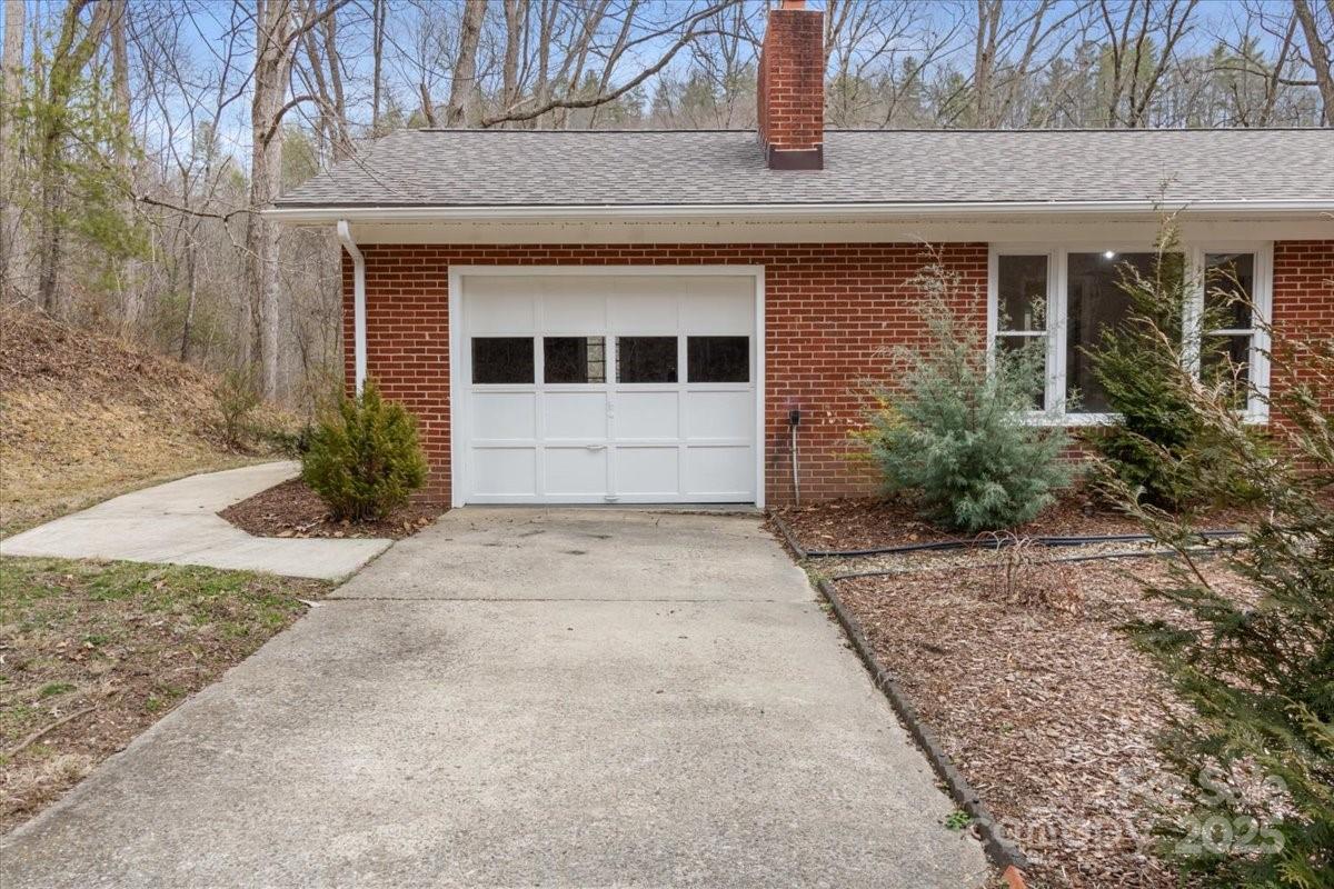 2599/2611 Old Mars Hill Highway