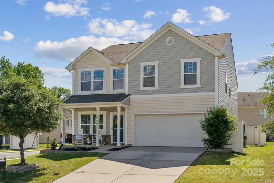 This stunning 4-bedroom, 3-bathroom home offers 2,466 sq. ft. of living space and was built in 2017. Located in the desirable Newport Lakes community, this property features a spacious family room, a modern kitchen with an island, and a bonus loft area upstairs. The primary bedroom boasts a beautiful en-suite bathroom, and the fenced backyard with a fire pit is perfect for summer evenings.
Situated on a corner lot, this home offers added privacy with a fenced backyard. The Newport Lakes community features sidewalks, community park, and low HOA. Additionally, the property is free from city taxes, allowing you to enjoy lower property taxes while still taking advantage of all the amenities Rock Hill has to offer.
Just 3 miles away from Ebenezer Park with access to boating, fishing, and lakeside recreation on Lake Wylie.