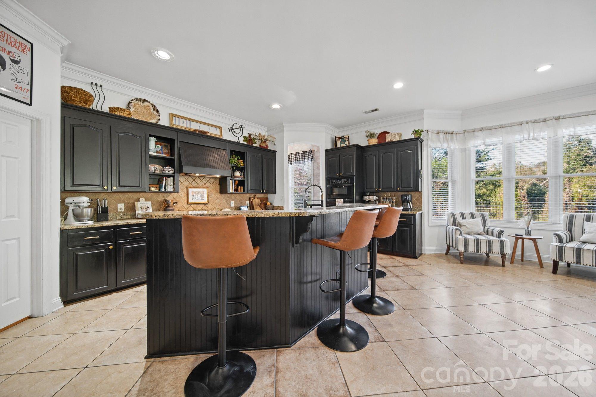 2621 Pine Point Drive