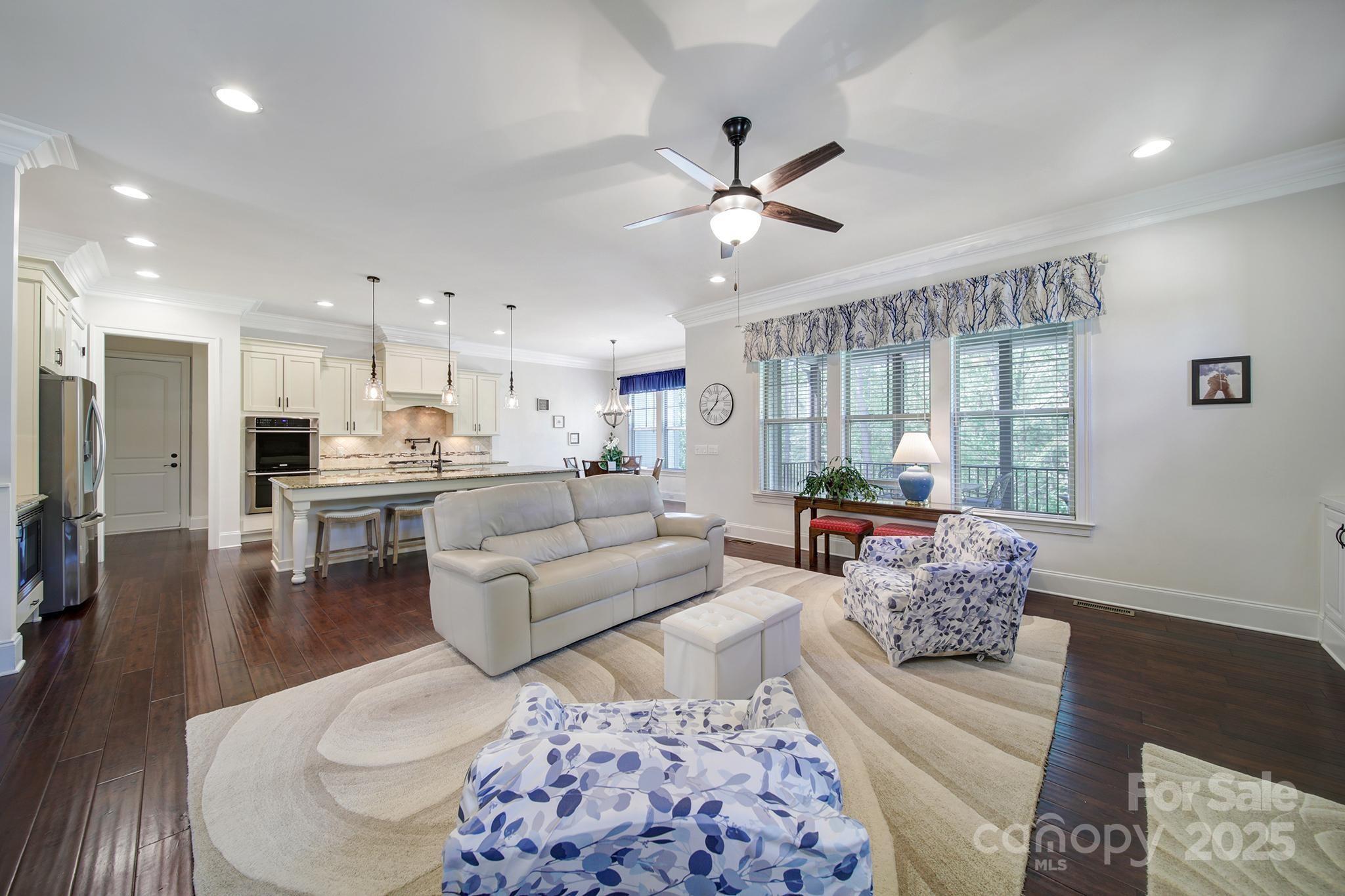 The Manors at Lake Ridge - Residential