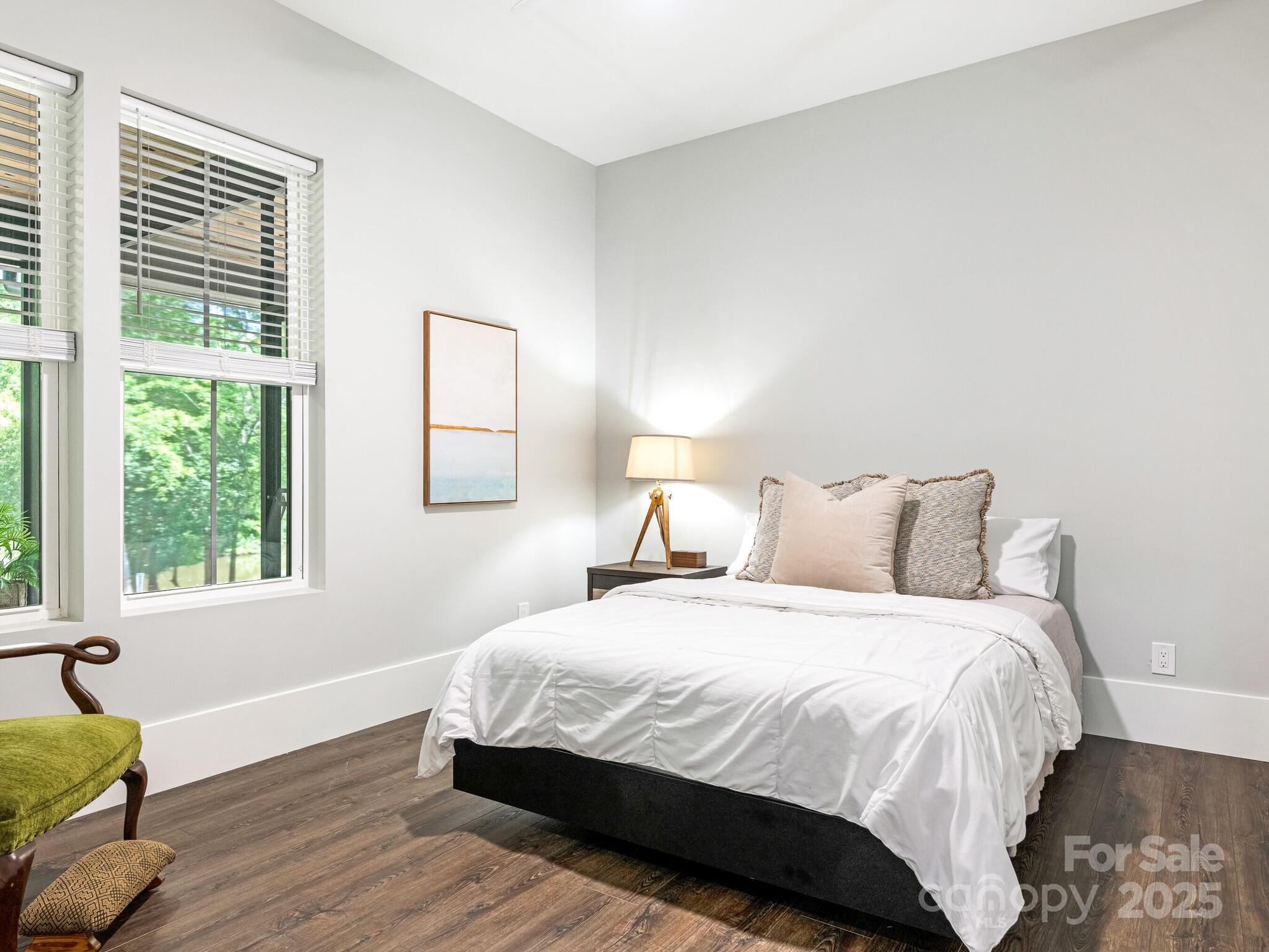 Idlewood Harbor - Residential