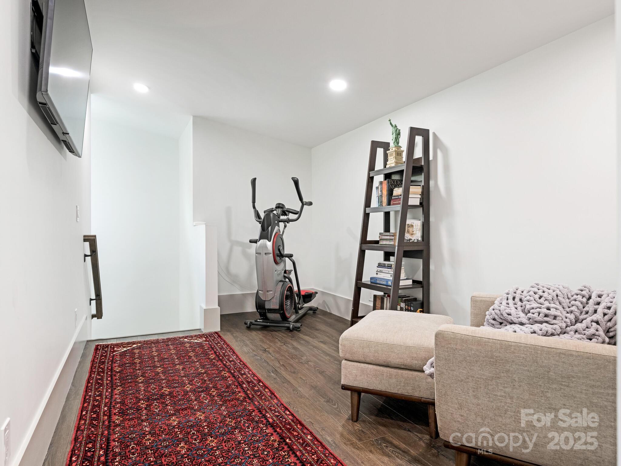 Idlewood Harbor - Residential