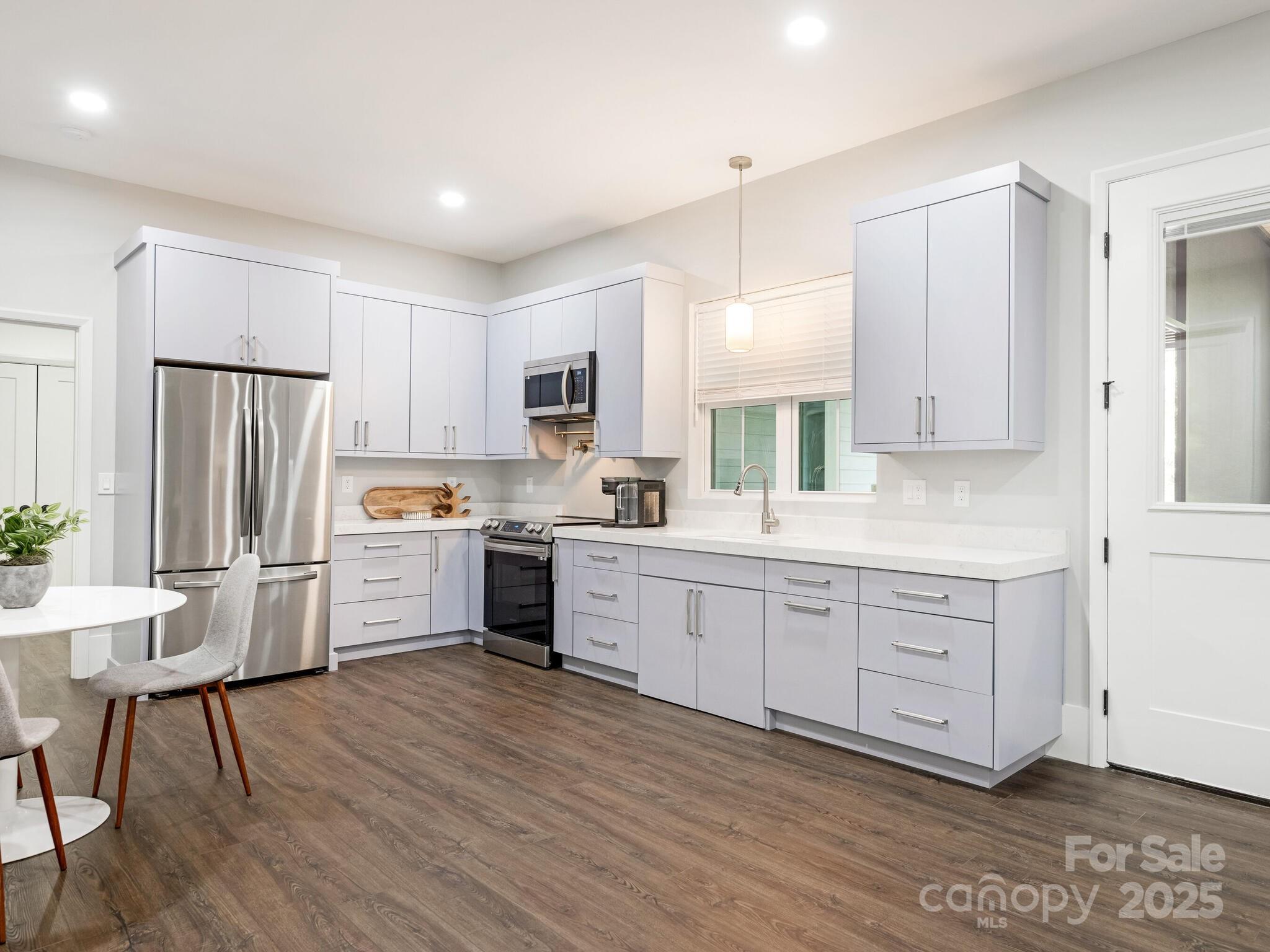 Idlewood Harbor - Residential