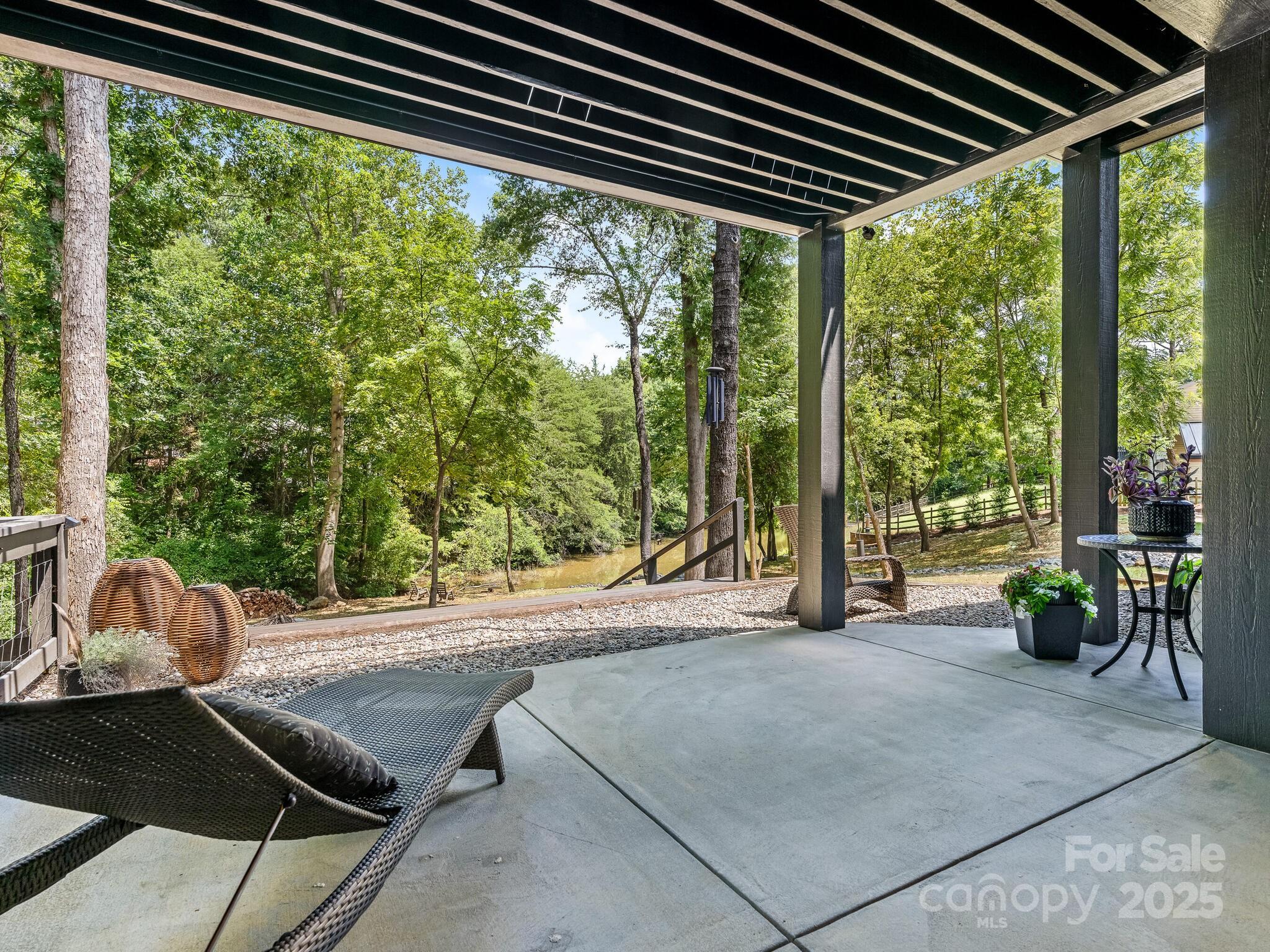 Idlewood Harbor - Residential