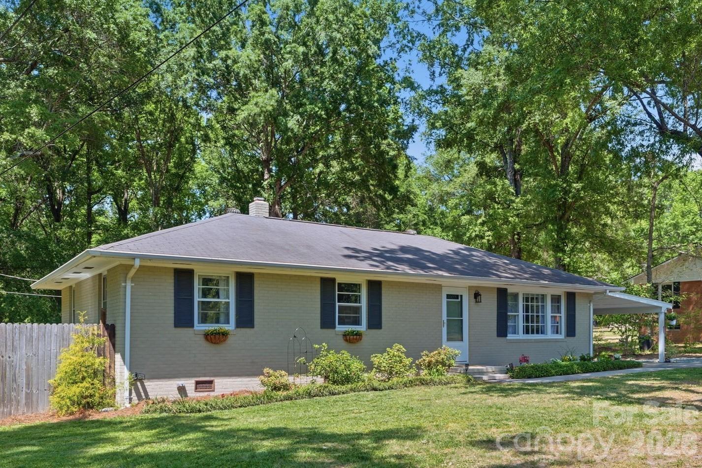 2522 Doster Road