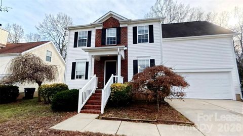 Photo of 15413 Dehavilland Drive, Charlotte, NC 28278 (MLS # 4345147)