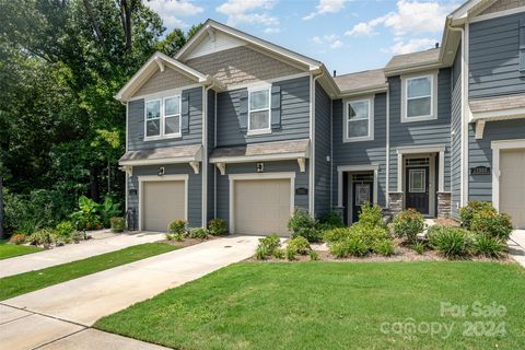 A home in Huntersville