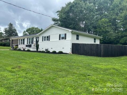 135 Michelle Drive Ellenboro NC 28040