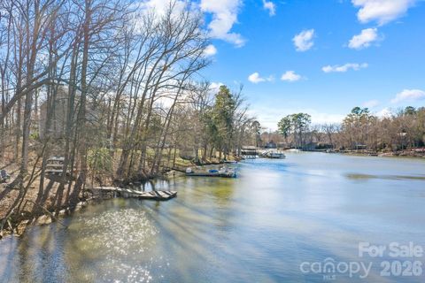 294 Carroll Cove Clover SC 29710