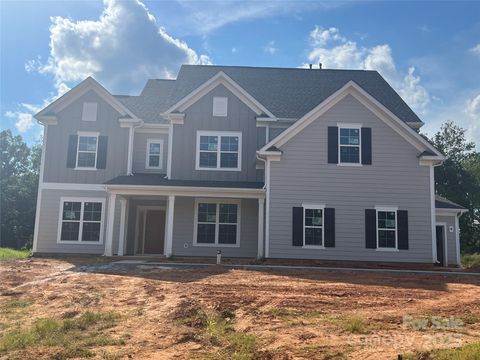 Photo of 11009 Tyler Brook Lane #OAK0043, Mint Hill, NC 28227 (MLS # 4267005)