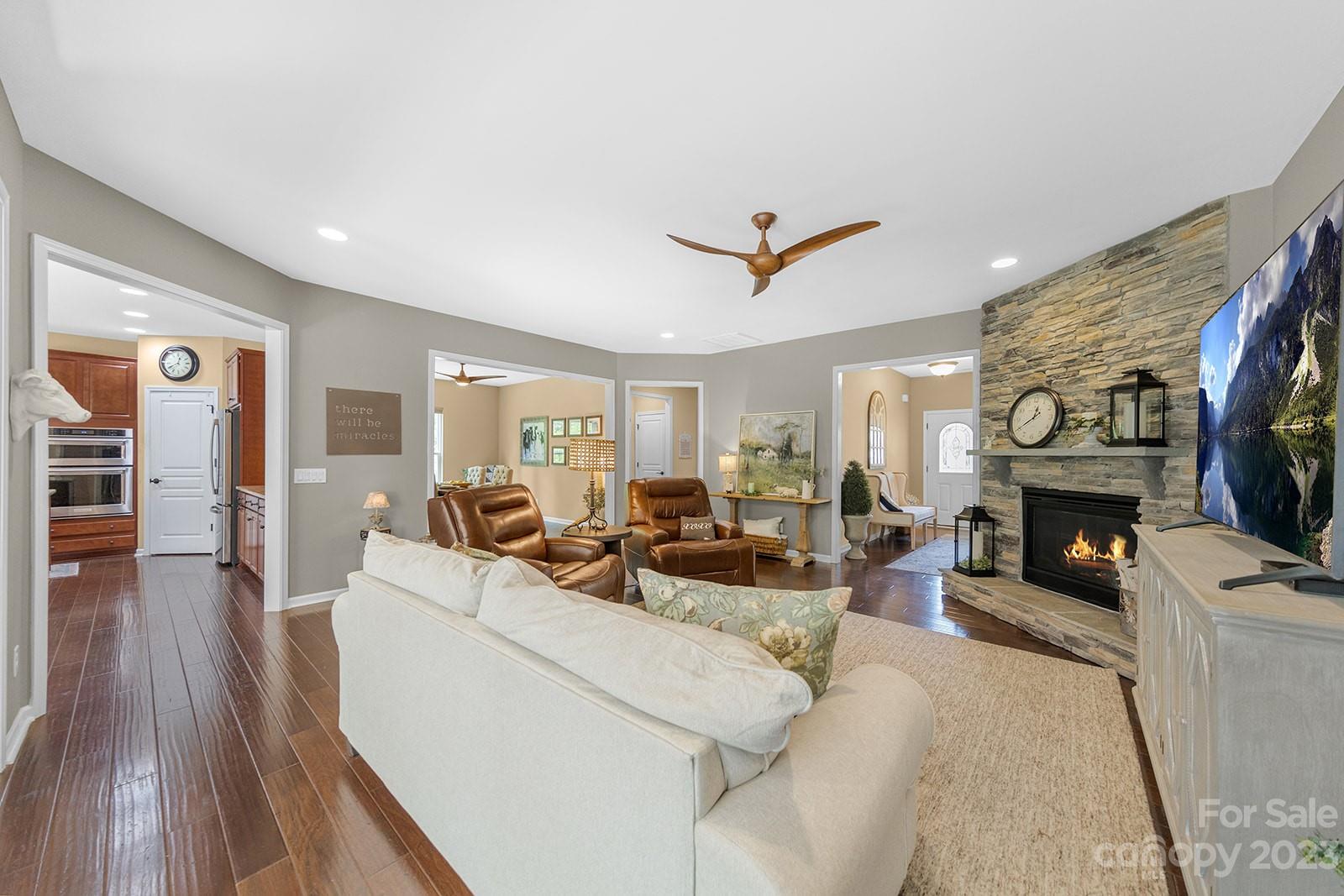 Sun City Carolina Lakes - Residential