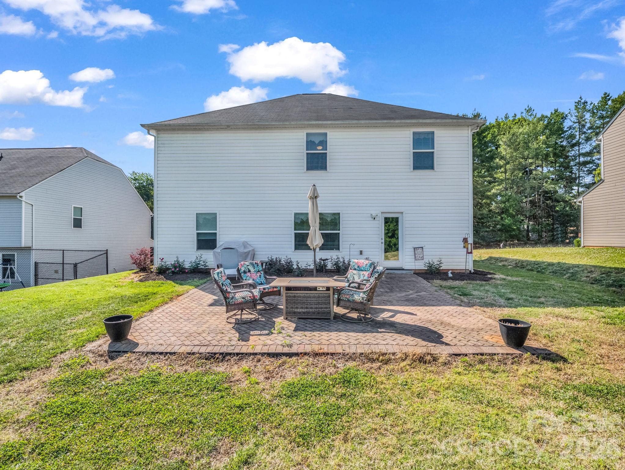 104 Bermuda Run
