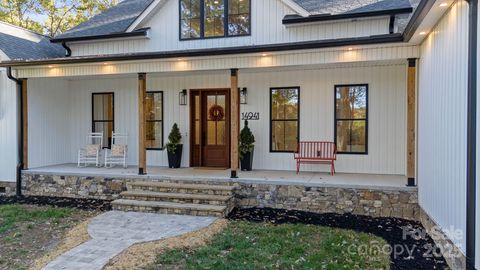 Photo of 14941 Deer Hollow Drive, Gold Hill, NC 28071 (MLS # 4314685)