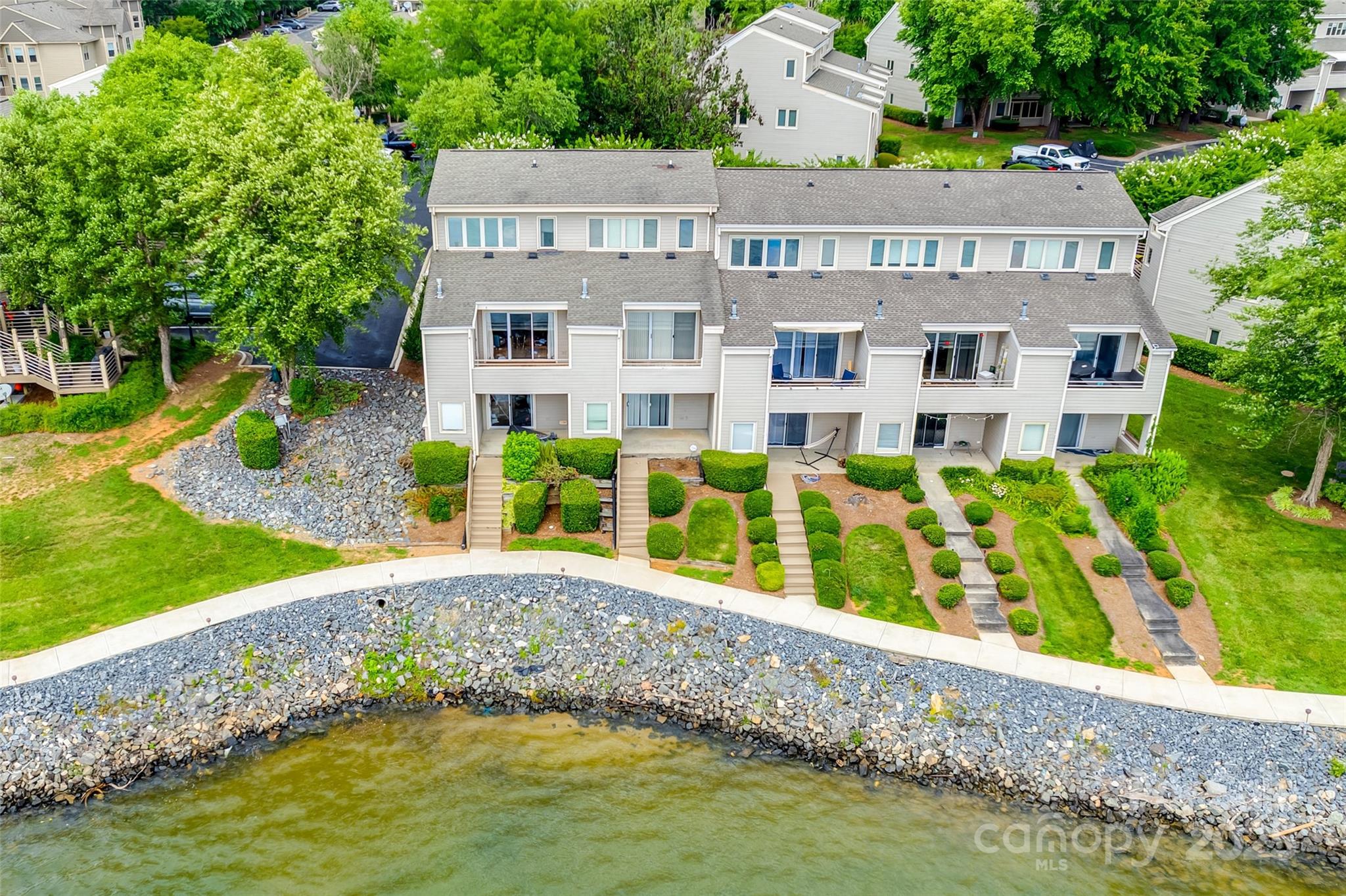 14053 Queens Harbor Road