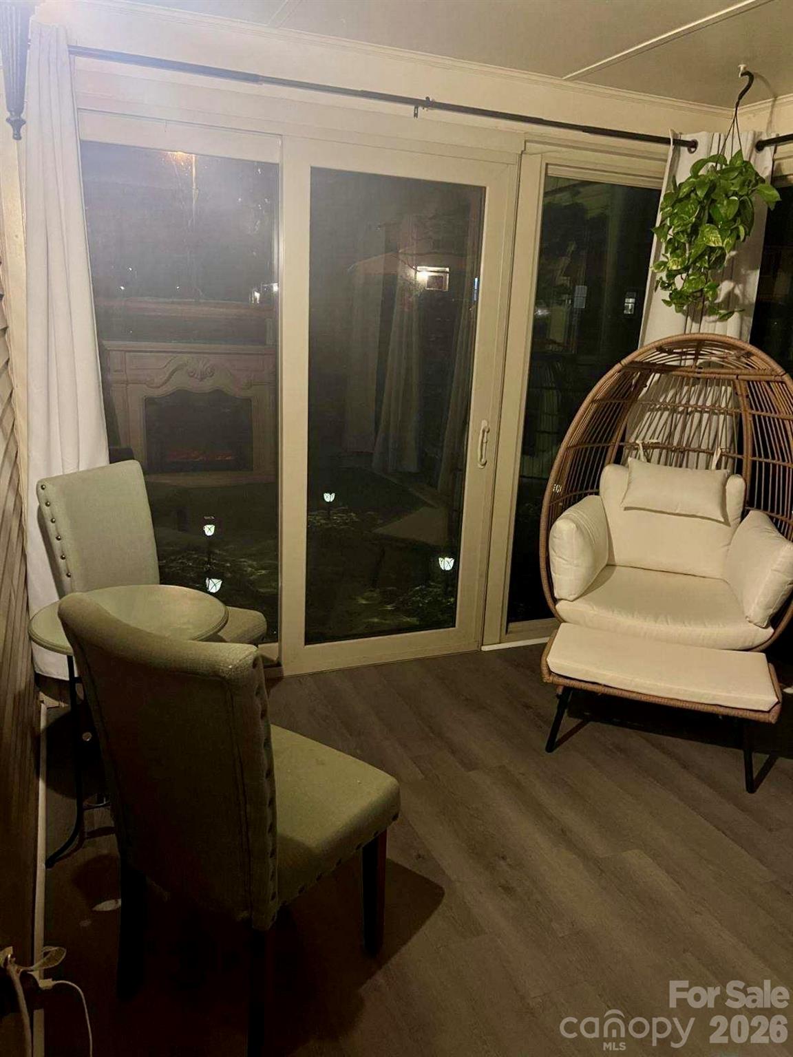 WESTMINISTER PARK - Residential