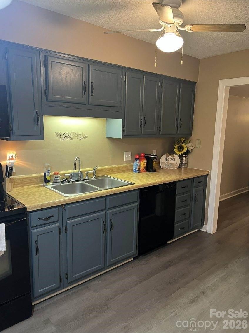 WESTMINISTER PARK - Residential