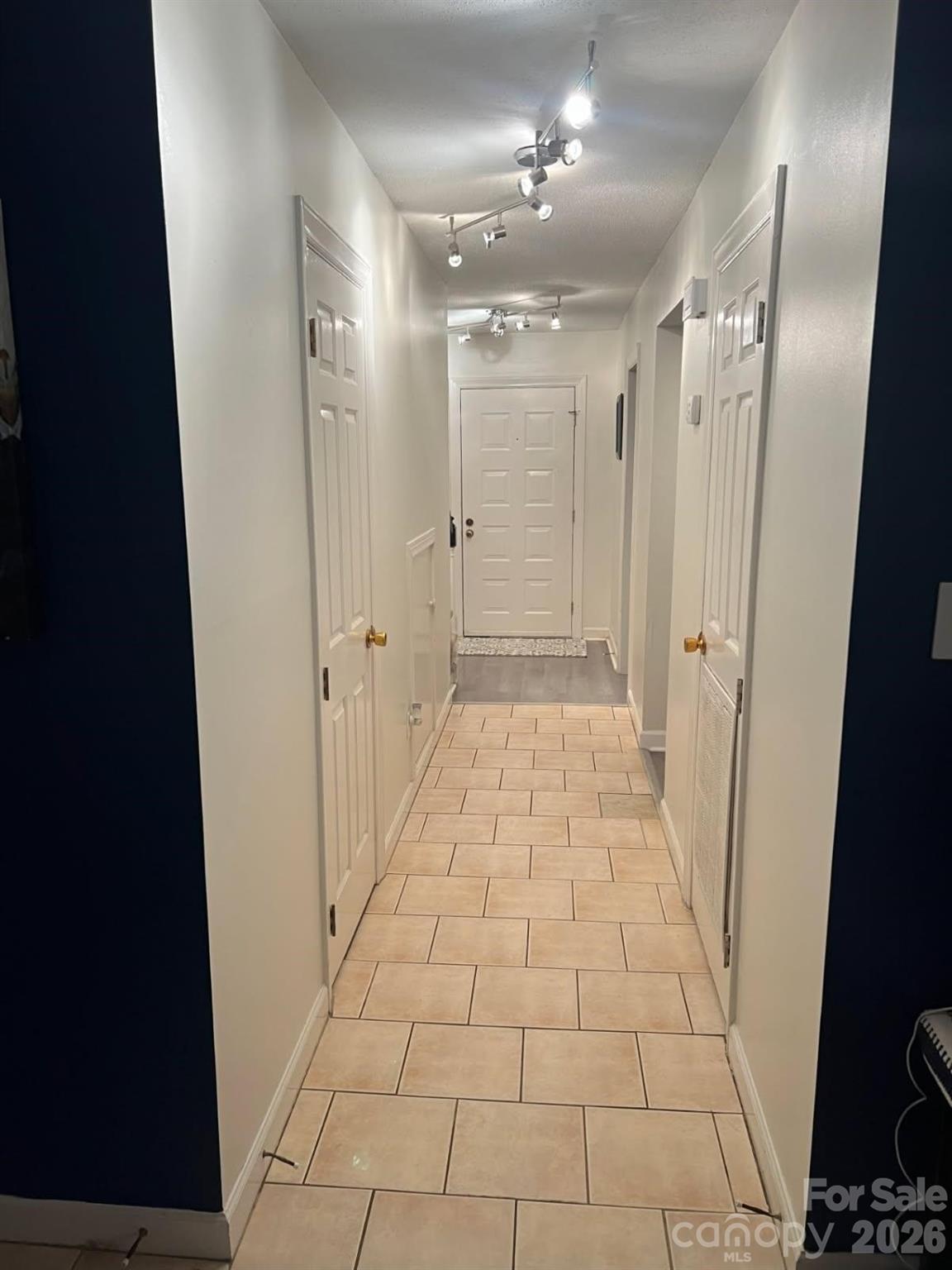 WESTMINISTER PARK - Residential