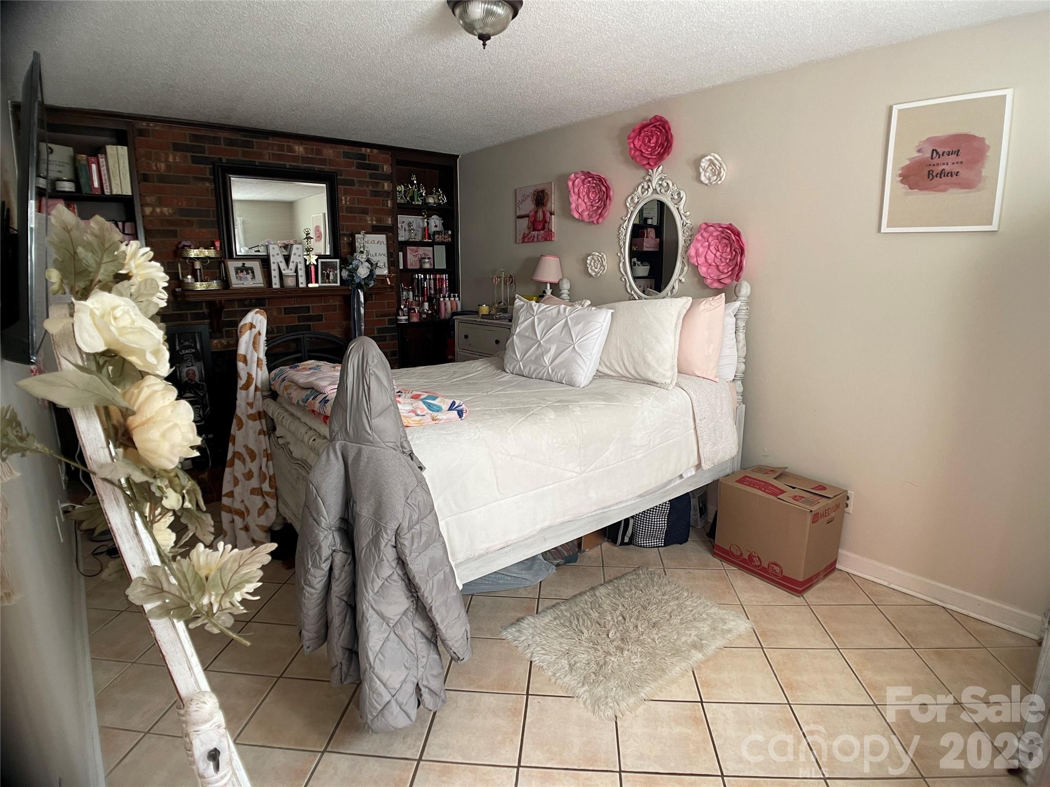 WESTMINISTER PARK - Residential