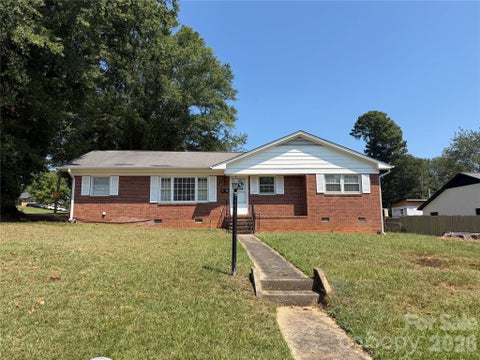 Photo of 3022 Crescent Lane, Gastonia, NC 28052 (MLS # 4432108)