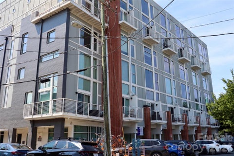 Photo for 3123 N Davidson Street 204